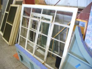 Casement windows: features and benefits